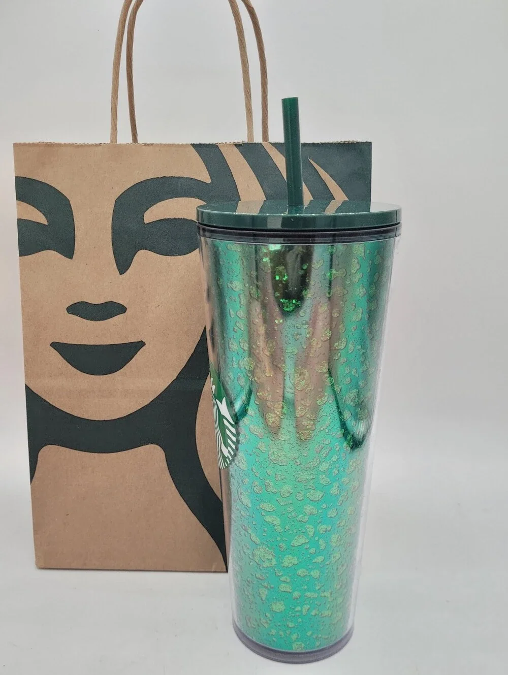 Starbucks shimmering emerald green glitter Venti 24 Ounce